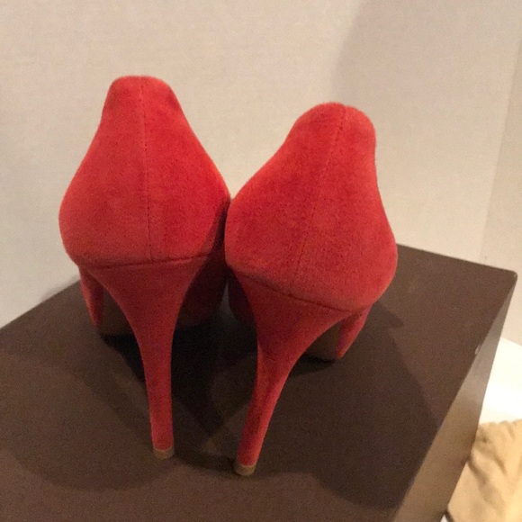 Authentic Louis Vuitton suede pumps - Picture 3 of 12